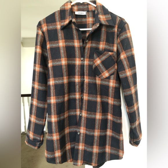 Woman’s Plaid Shacket - Picture 1 of 2